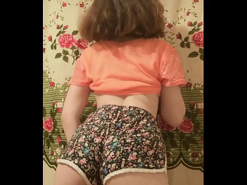 ❤️ Nena jove sexy despullant-se els pantalons curts davant la càmera ❌ Vídeo sexual al ca.91sesex101.top ❌️