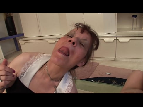 ❤️ Dues àvies i un avi fan un trio ❌ Vídeo sexual al ca.91sesex101.top ❌️